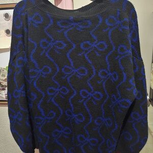Black and Blue Bow Pattern Sweater